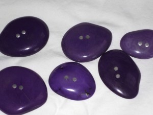 button violet