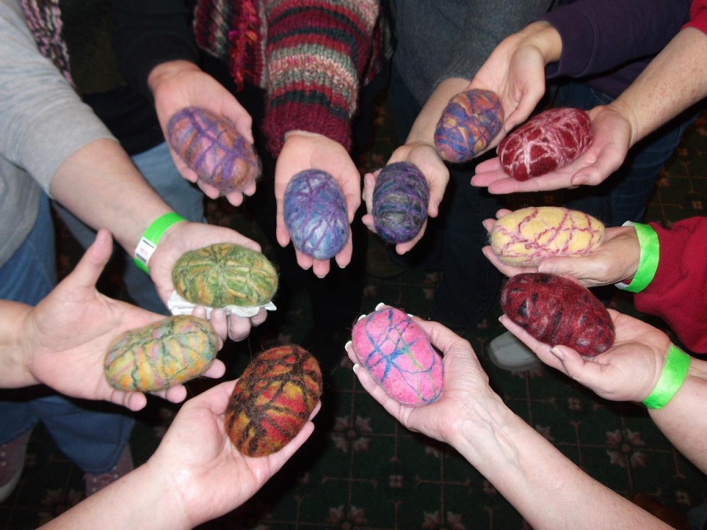 soap eggs hands